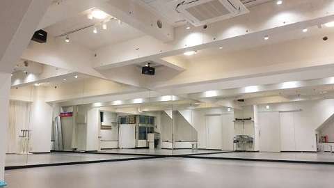 原宿のレンタルスタジオ「原宿 ダンススタジオ SHIN RENTAL STUDIO」
